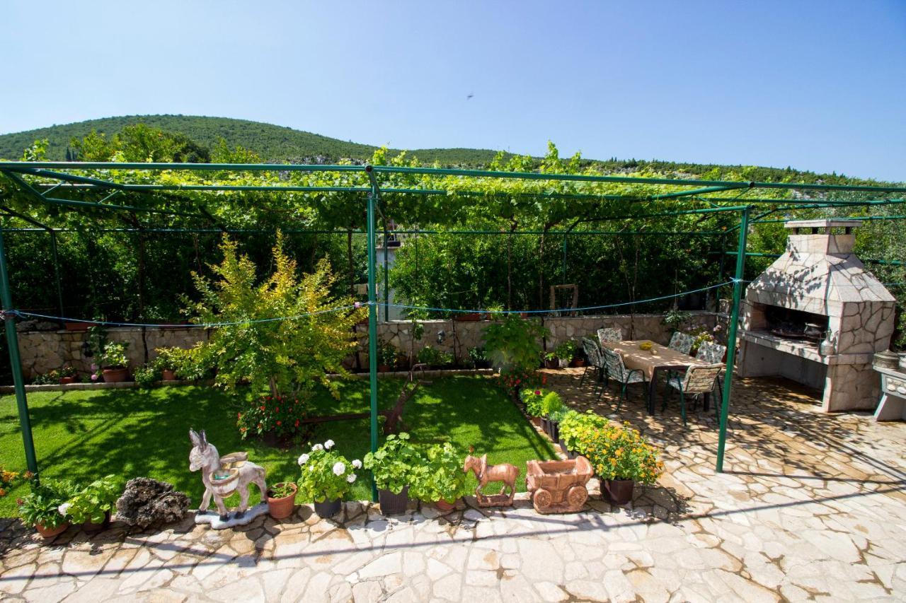 Guest House Благай Экстерьер фото