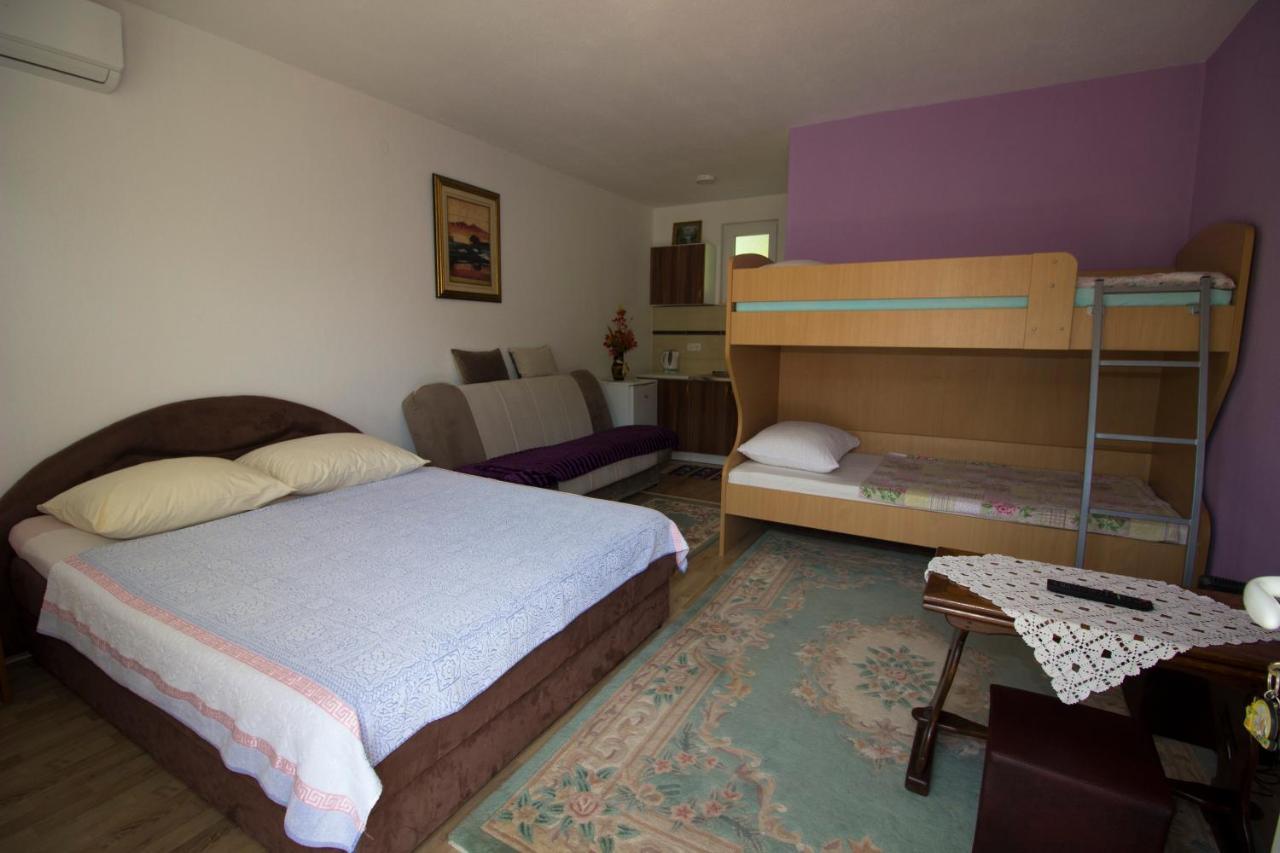 Guest House Благай Экстерьер фото