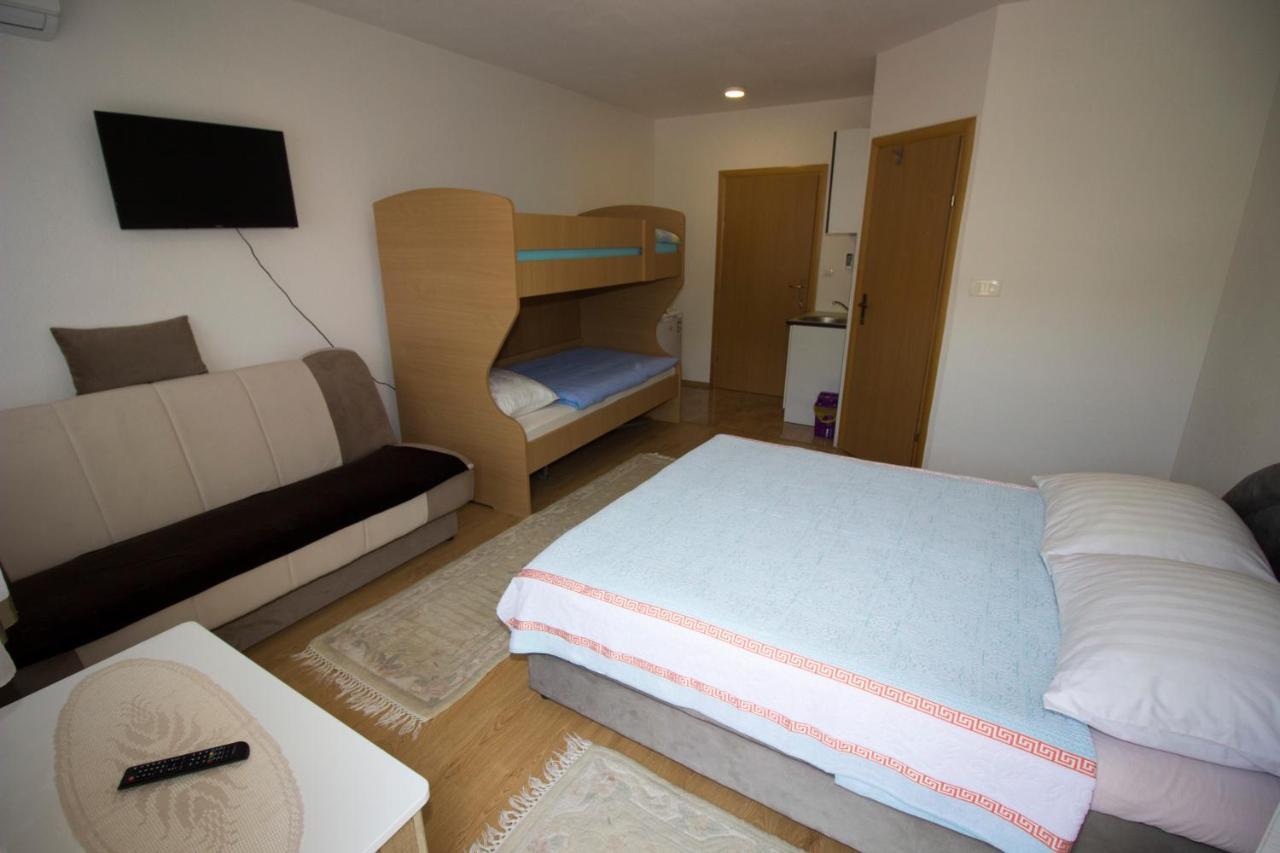 Guest House Благай Экстерьер фото